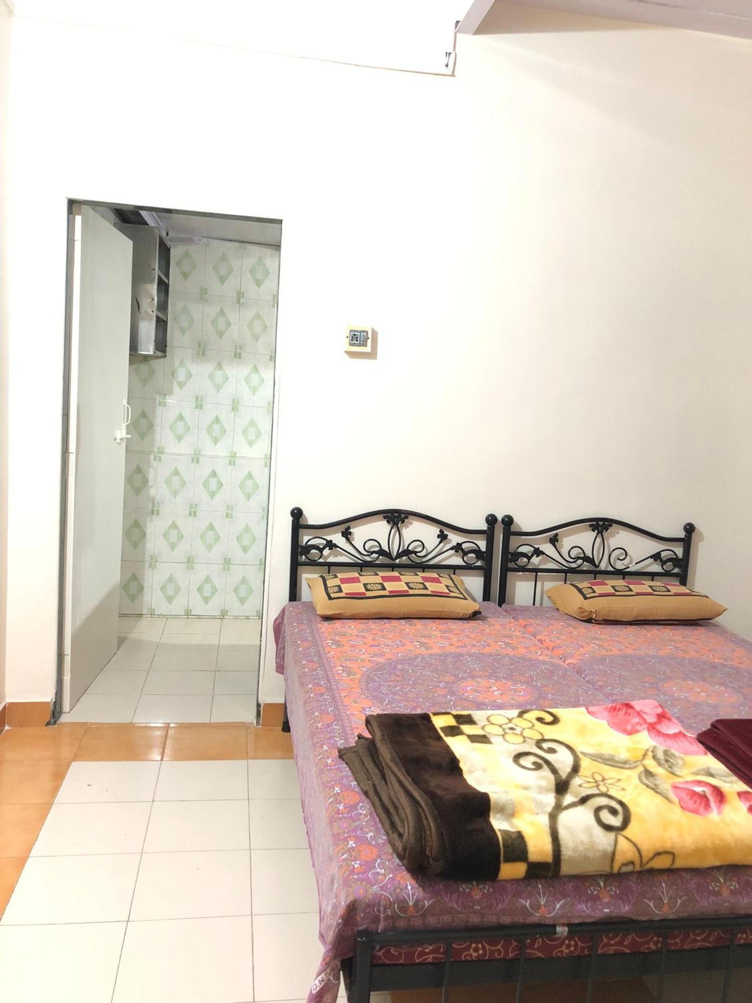 Sameena Guest House Панчгани Экстерьер фото
