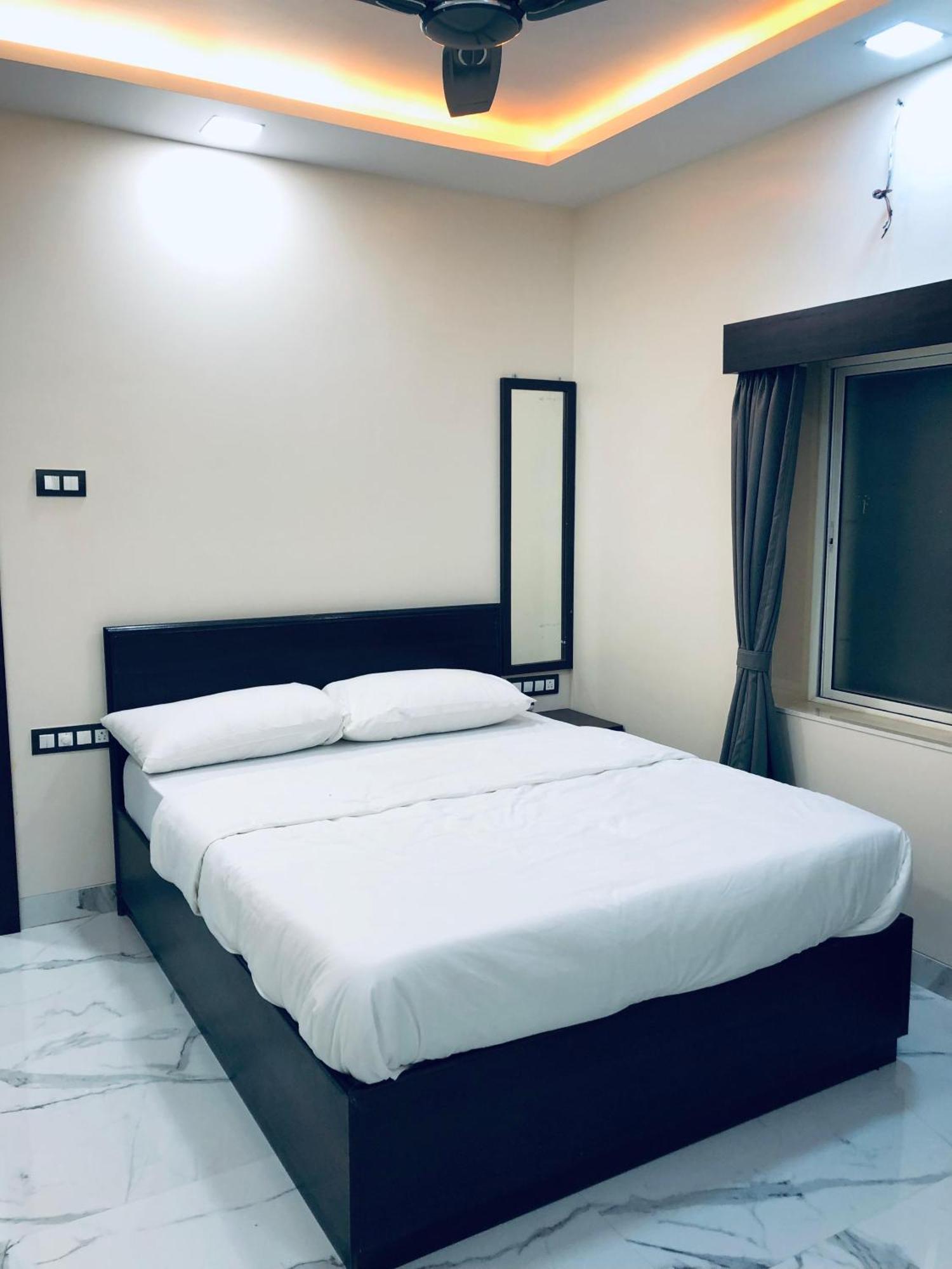 Sameena Guest House Панчгани Экстерьер фото