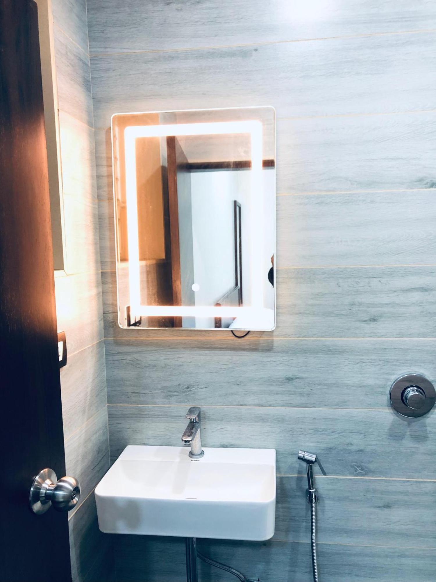 Sameena Guest House Панчгани Экстерьер фото